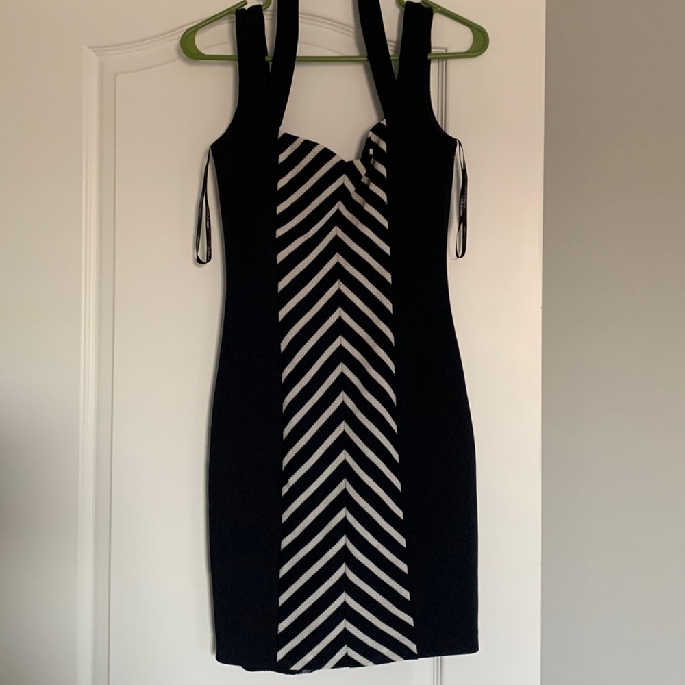Vintage Style pin up Dress GUESS Los Angeles size 0 color navy and ivory